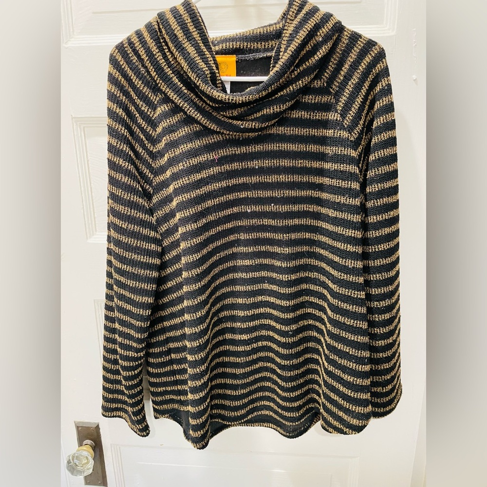 Striped Sparkly Black and Gold Women's Sweater, Size XL